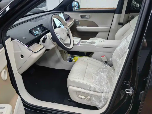 Toyota BoZhi 3X — Фото автомобиля 10