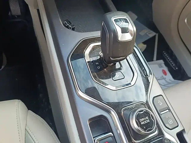 Geely ICON — Фото автомобиля 13