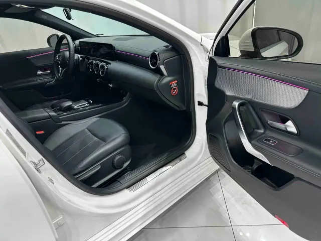 Mercedes-Benz A-Class — Фото автомобиля 18