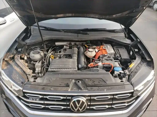 Volkswagen Tayron GTE Plug-in Hybrid — Фото автомобиля 19