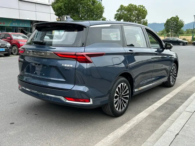 Wuling Victory — Фото автомобиля 9