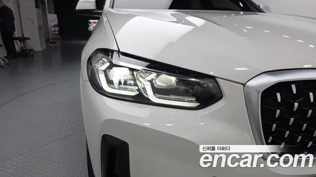BMW X4 xDrive20i M Sport — Фото автомобиля 22