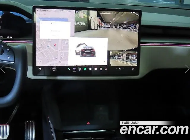 Tesla Model X — Фото автомобиля 12
