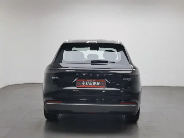 Geely Galaxy Starship 7 EM-i — Фото автомобиля 4