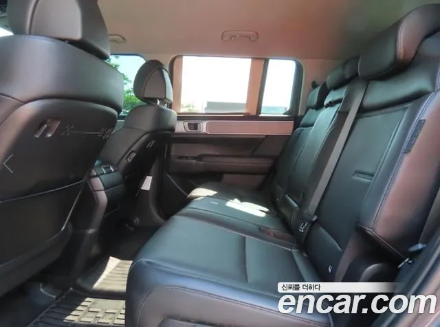 Hyundai Santafe — Фото автомобиля 9