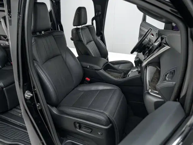 Toyota Vellfire — Фото автомобиля 26