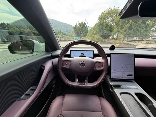 Nio ET5 Touring — Фото автомобиля 9