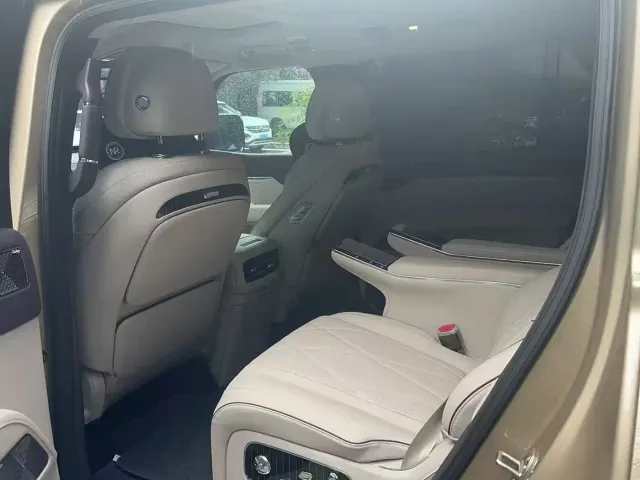 BYD U8L — Фото автомобиля 6