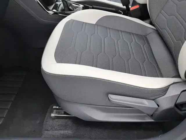 Volkswagen Tharu — Фото автомобиля 20
