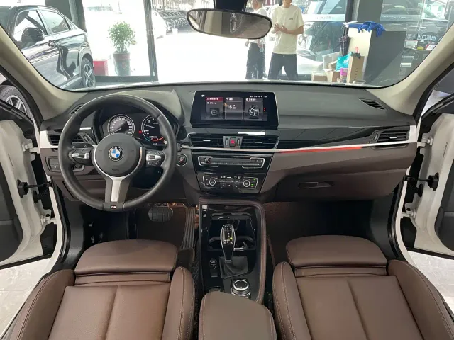 BMW X1 — Фото автомобиля 8