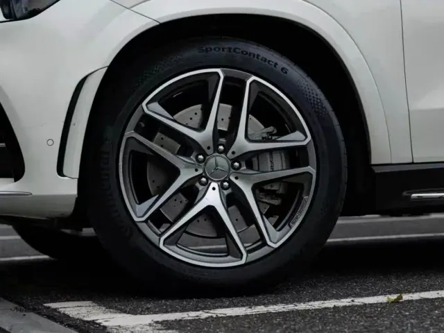 Mercedes-Benz GLE-Class AMG — Фото автомобиля 4