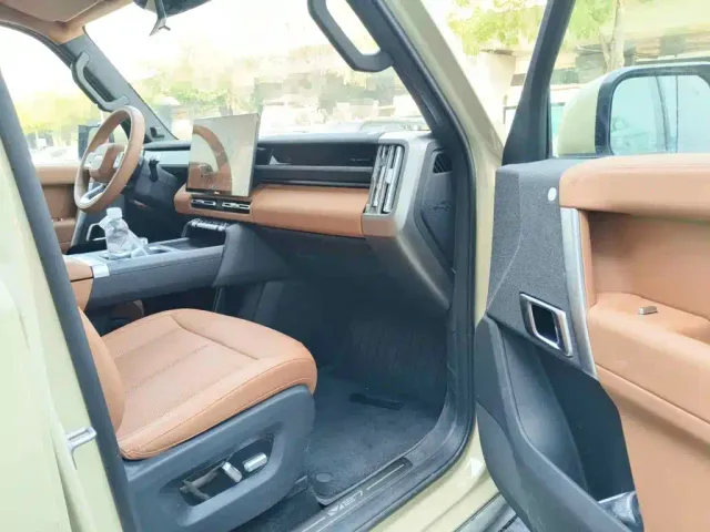 iCAR iCAR V27 2026 200KM AWD Falcon 500 — Фото автомобиля 12
