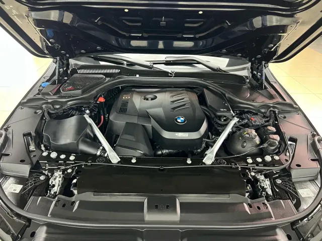 BMW 5 Series — Фото автомобиля 27