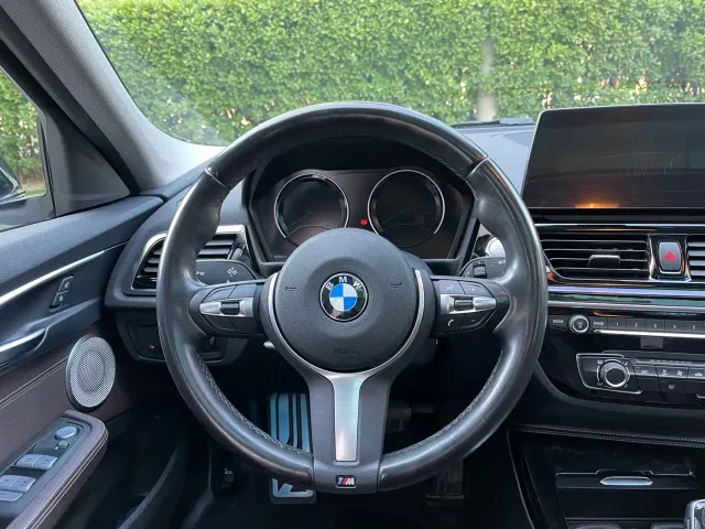 BMW 1 Series — Фото автомобиля 13