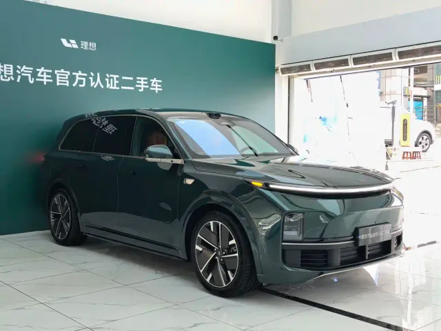 Li Auto L9 — Фото автомобиля 3