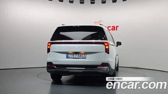 Kia Carnival 4th Gen — Фото автомобиля 4