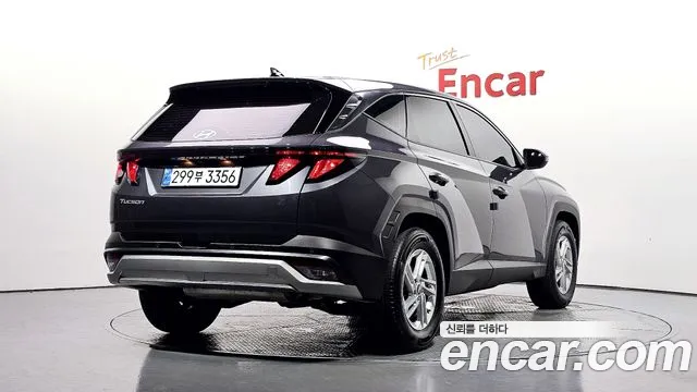Hyundai Tucson Новый Tucson (NX4) Бензин 1.6 турбо 2WD — Фото автомобиля 2