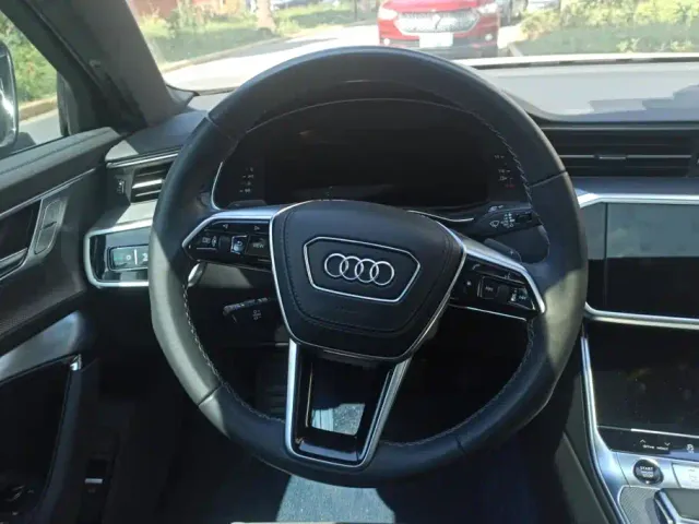 Audi A6L — Фото автомобиля 15