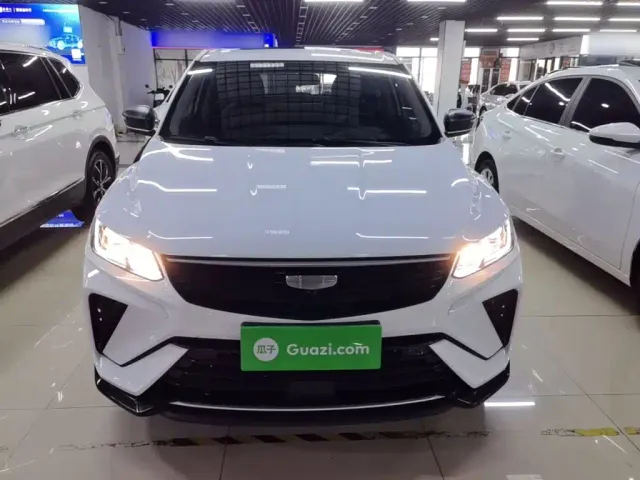 Geely Binyue — Фото автомобиля 2