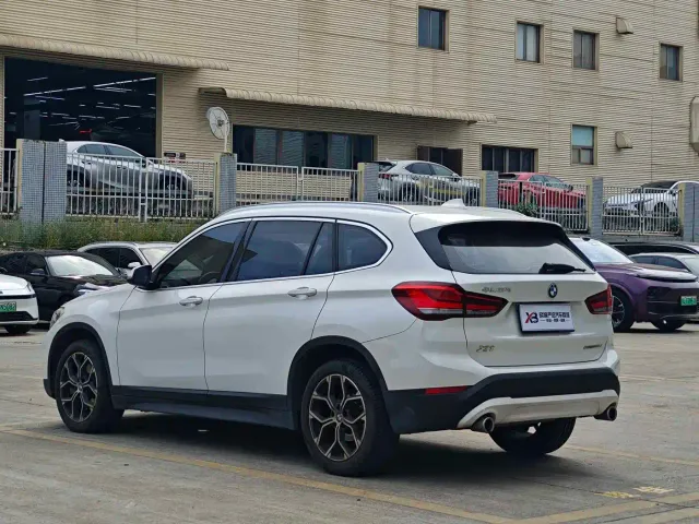 BMW X1 — Фото автомобиля 8