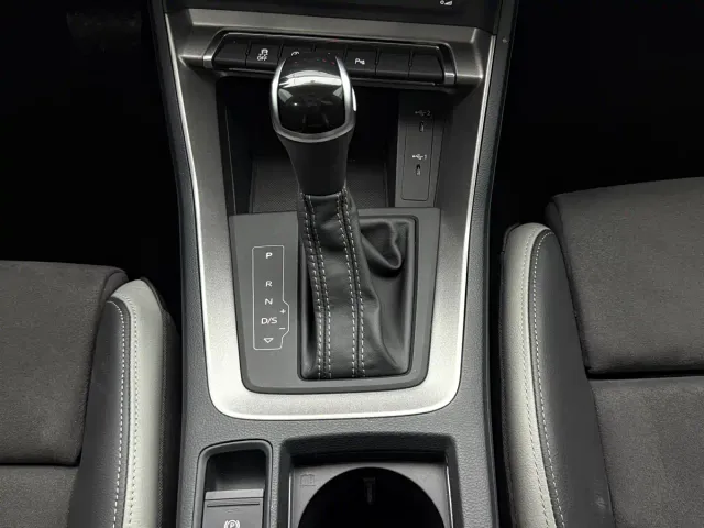Audi Q3 — Фото автомобиля 13