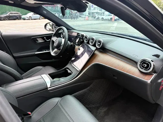 Mercedes-Benz C-Class — Фото автомобиля 6