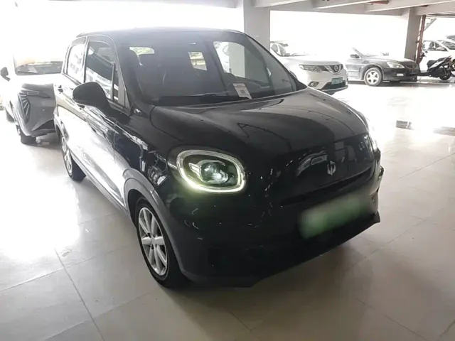 Leapmotor T03 — Фото автомобиля 3