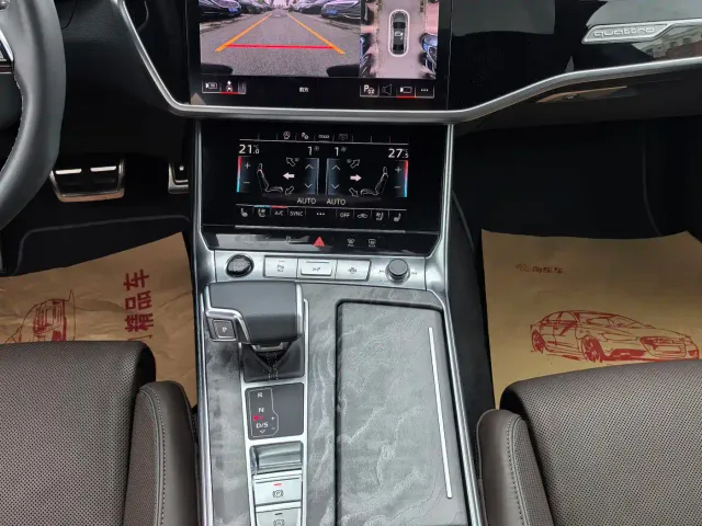 Audi A7L — Фото автомобиля 11