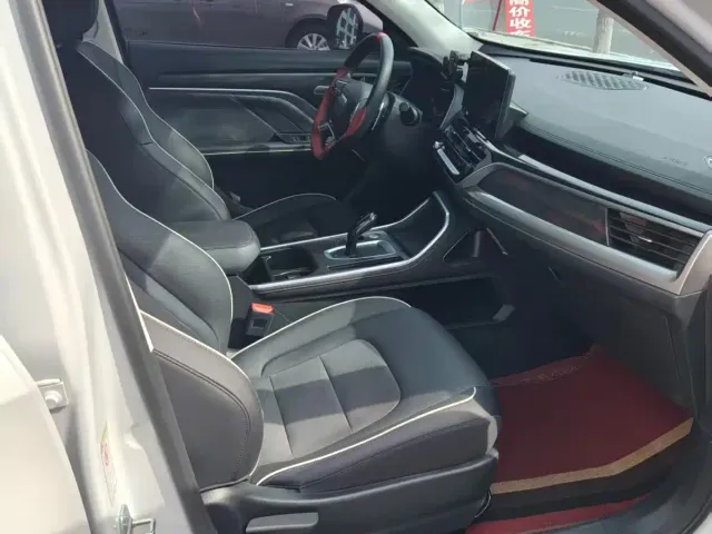 Haval H6 — Фото автомобиля 6
