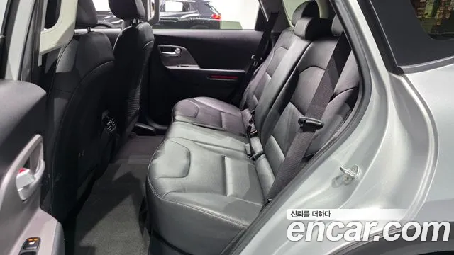 Kia Niro Niro Plus Air — Фото автомобиля 11