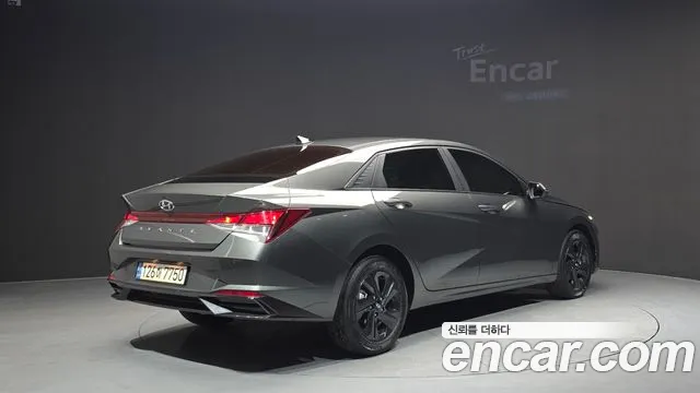 Hyundai AVANTE Avante (CN7) — Фото автомобиля 2