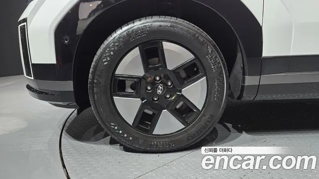 Hyundai Santa Fe MX5 — Фото автомобиля 5
