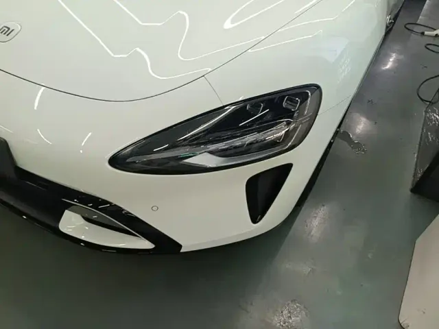 Xiaomi SU7 — Фото автомобиля 23