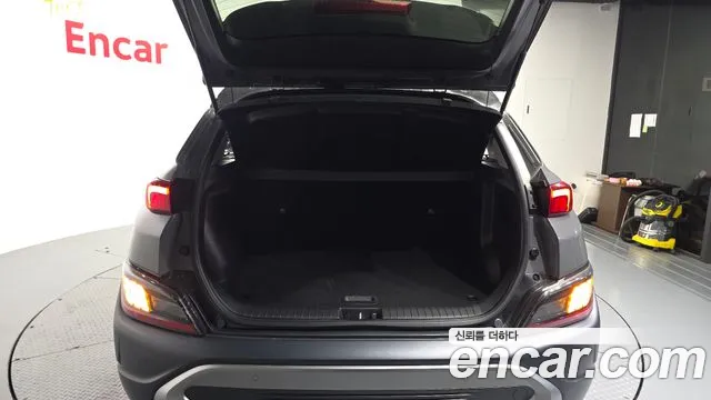 Hyundai Kona Новый Kona Бензин 1.6 турбо 2WD — Фото автомобиля 20