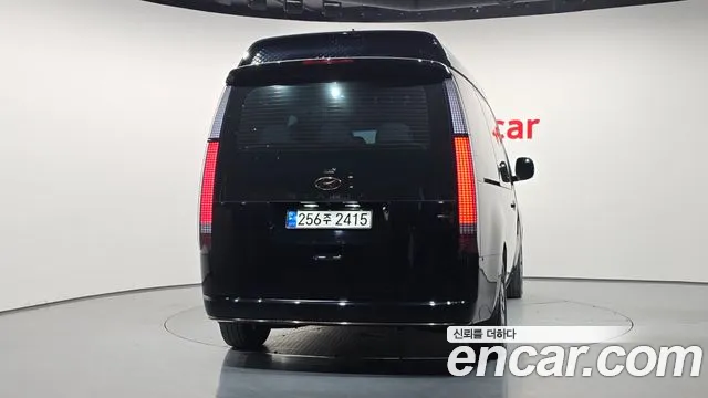 Hyundai Staria — Фото автомобиля 4
