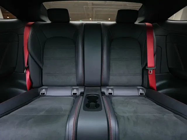 Mercedes-Benz C-Class — Фото автомобиля 9