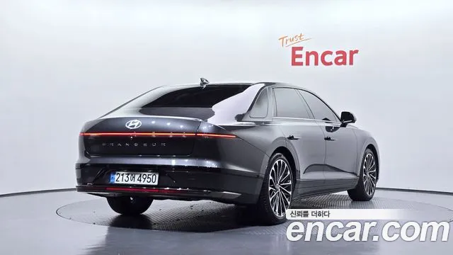 Hyundai Grandeur GN7 — Фото автомобиля 2