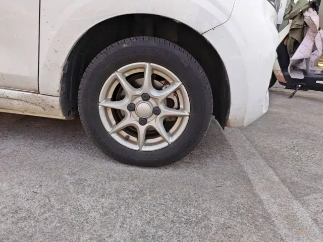 Roewe Clever — Фото автомобиля 25
