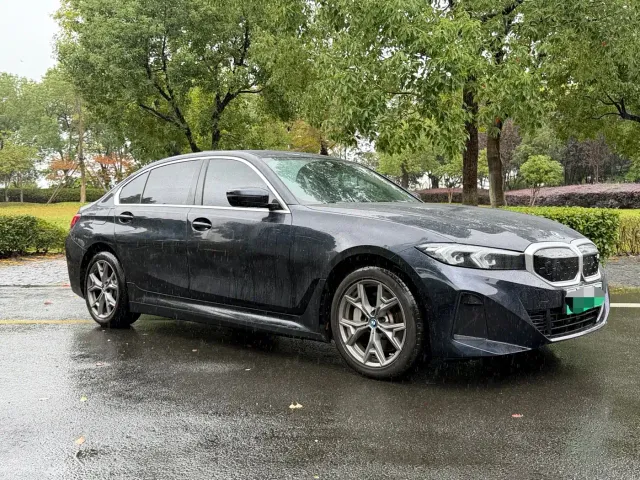 BMW i3 — Фото автомобиля 4