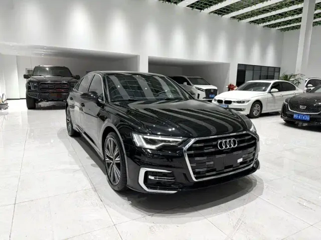 Audi A6L — Фото автомобиля 3