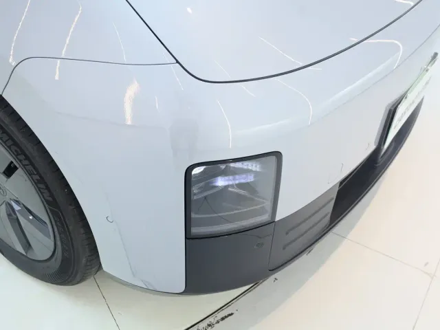 Li Auto MEGA — Фото автомобиля 30