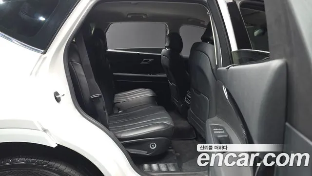 Genesis GV80 2.5T Бензин AWD — Фото автомобиля 3