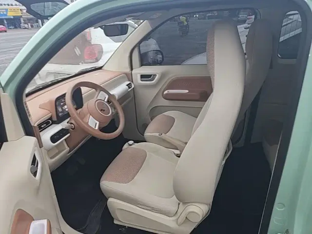 Wuling Hongguang Mini EV — Фото автомобиля 14