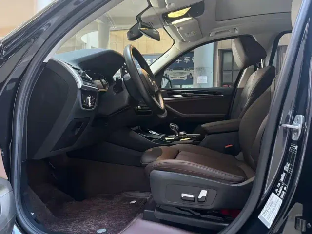 BMW X3 — Фото автомобиля 9