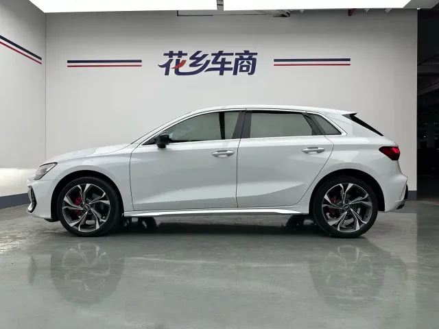 Audi A3 — Фото автомобиля 3