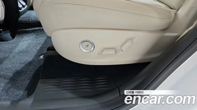 Genesis GV80 2.5T Бензин 2WD — Фото автомобиля 23