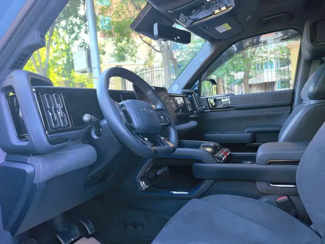 BYD FangChengBao Leopard 5 — Фото автомобиля 8