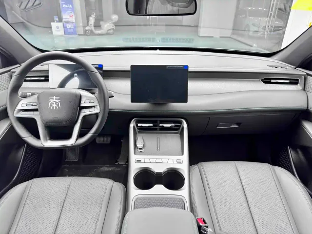 BYD Qin PLUS — Фото автомобиля 9
