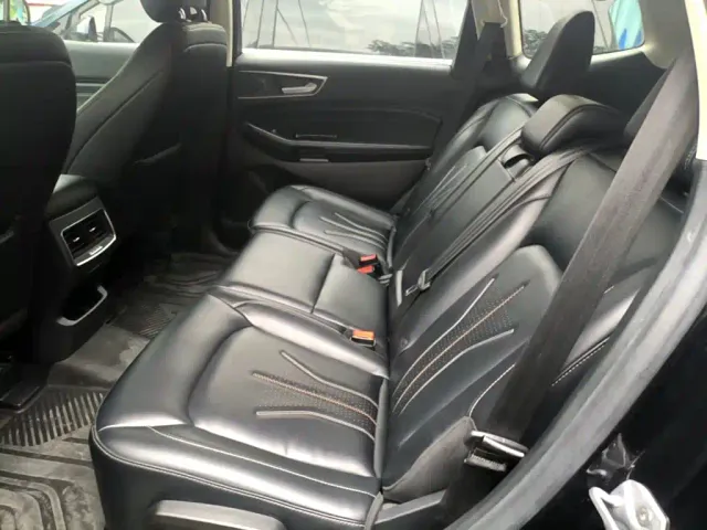 Ford Edge — Фото автомобиля 16