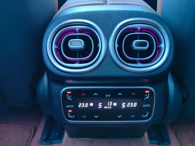 Mercedes-Benz GLC-Class — Фото автомобиля 13